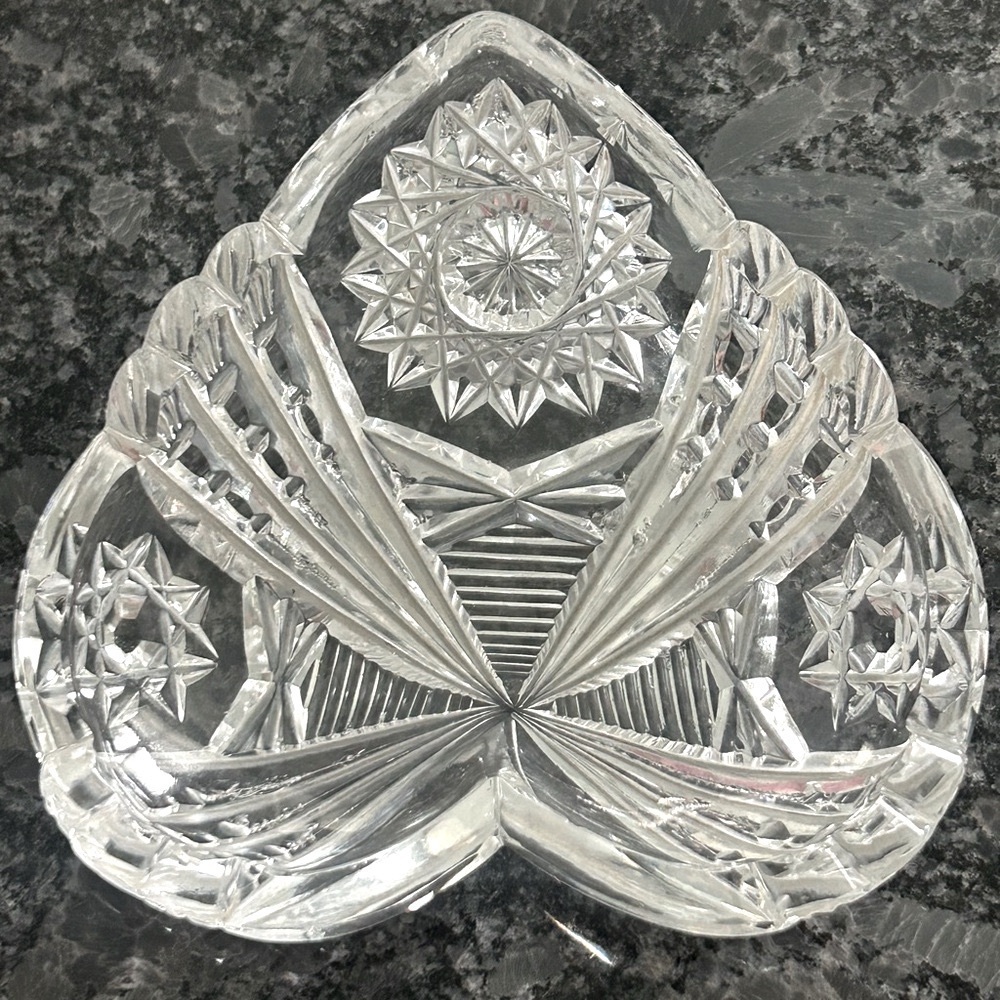 VINTAGE Heart-Shaped Cut crystal Decorative Bowl Trinket tray Ring holder - Picture 8 of 13